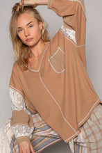 Load image into Gallery viewer, POL V-Neck Lace Balloon Sleeve Exposed Seam Top