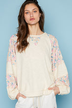 Load image into Gallery viewer, POL Round Neck Balloon Floral Long Sleeve Top