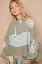 Load image into Gallery viewer, POL Openwork Contrast Dropped Shoulder Hoodie