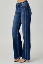 Load image into Gallery viewer, RISEN Mid Rise Straight Jeans