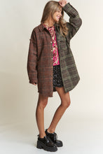 Load image into Gallery viewer, J.NNA Snap Down Tweed Plaid Contrast  Longline Shacket