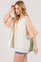 Load image into Gallery viewer, SAGE + FIG Color Block Bubble Sleeve Top