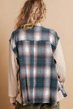 Load image into Gallery viewer, POL Plaid Contrast Button Down Shacket