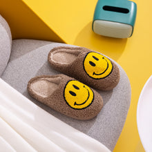 Load image into Gallery viewer, Melody Smiley Face Slippers