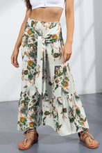 Load image into Gallery viewer, Printed Tie-Front Culottes