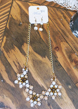 Load image into Gallery viewer, Vintage Style Beaded Necklace &amp; Earrings set