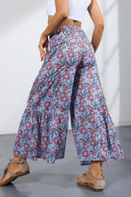 Load image into Gallery viewer, Printed Tie-Front Culottes