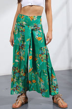 Load image into Gallery viewer, Printed Tie-Front Culottes