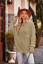 Load image into Gallery viewer, Round Neck Sweater with Pocket