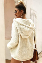 Load image into Gallery viewer, IVORY SOFT SHERPA HOODIE JACKET
