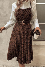 Load image into Gallery viewer, Leopard Print Spaghetti Straps Straight Neck Midi Dress