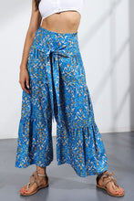 Load image into Gallery viewer, Printed Tie-Front Culottes