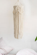 Load image into Gallery viewer, Macrame Hanging Lampshade