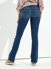 Load image into Gallery viewer, Buttoned Straight Jeans with Pockets