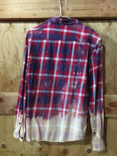 Load image into Gallery viewer, Red &amp; Navy hand dipped vintage flannel Large
